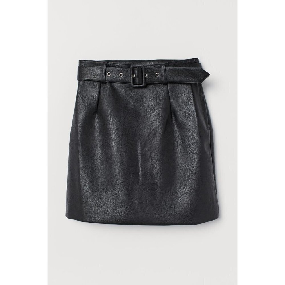 H&M Divided Faux Leather Short High Waisted Skirt with Removable Belt Si…